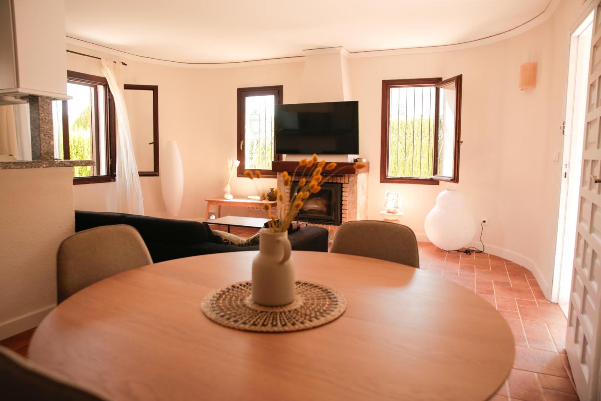 Deniahouse *
